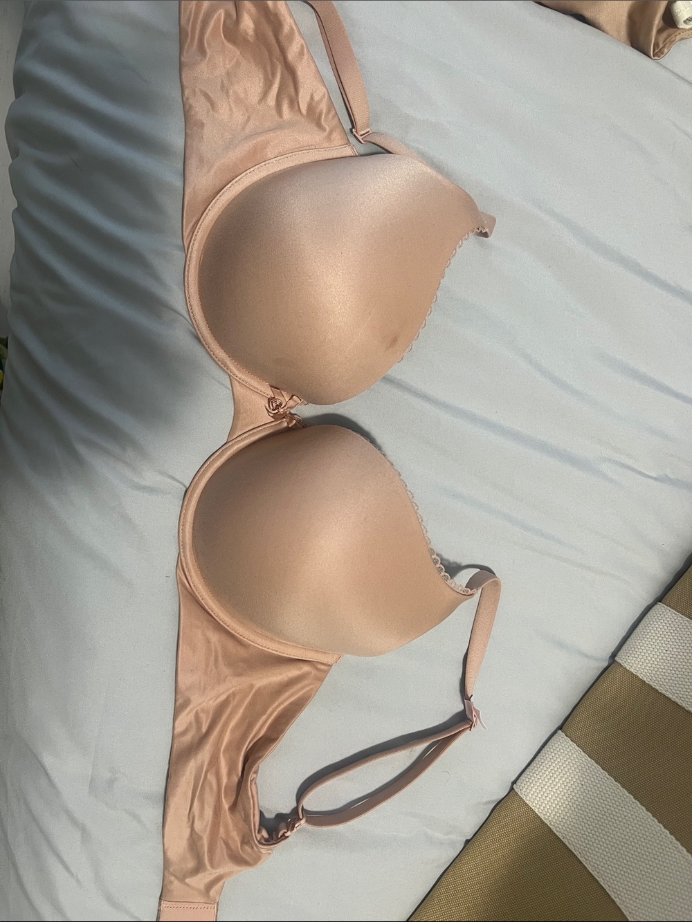 Nude T-Shirt Bra - Comfortable Everyday Support victoria secret